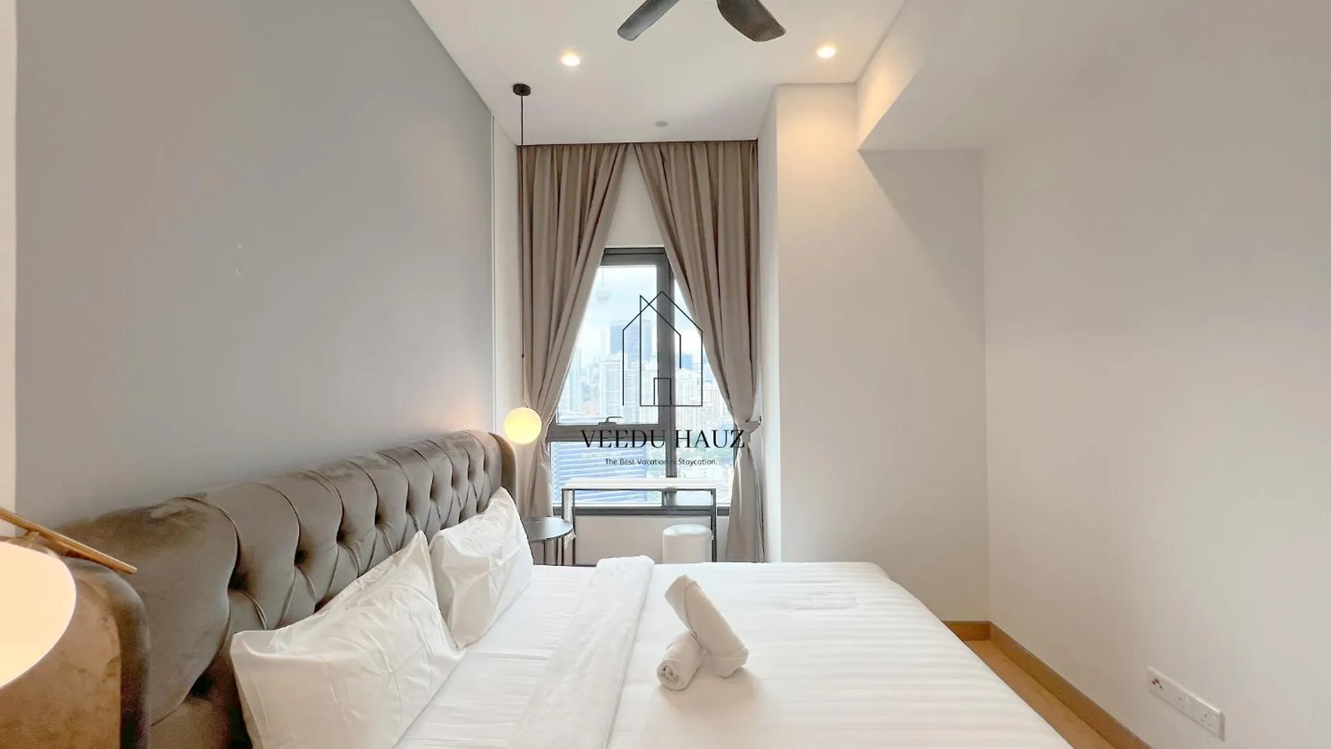 Daire Lucentia Residences Bbcc At Lalaport Kuala Lumpur By Veedu Hauz